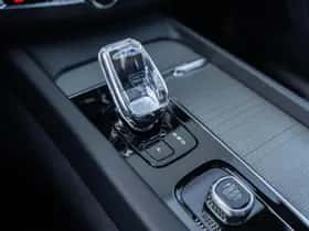 Volvo XC60 (2025) thumbnail 35