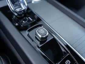 Volvo XC60 (2025) thumbnail 36