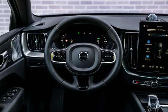 Volvo XC60 (2026) thumbnail 3