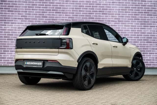 Volvo EX30 (2026) thumbnail 2
