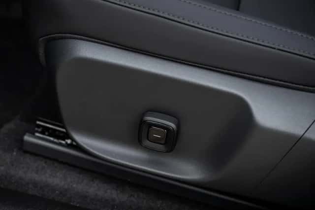 Volvo EX30 (2026) thumbnail 6