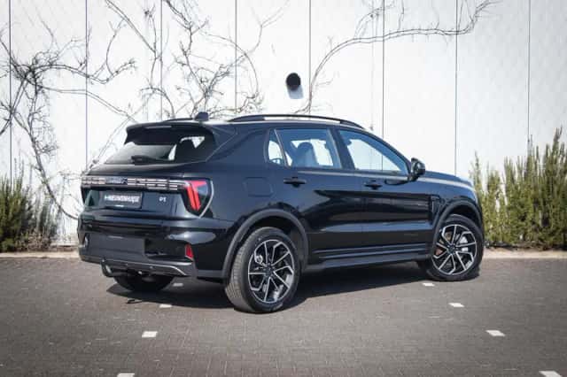 Lynk & Co 01 (2025) thumbnail 3