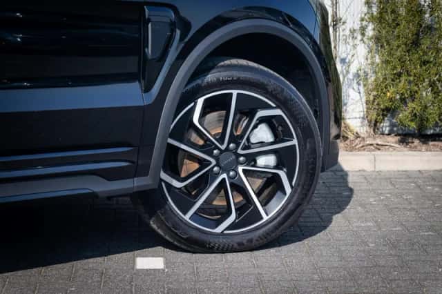 Lynk & Co 01 (2025) thumbnail 5