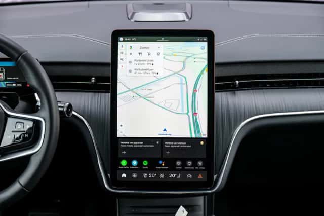 Volvo EX90 (2025) thumbnail 12