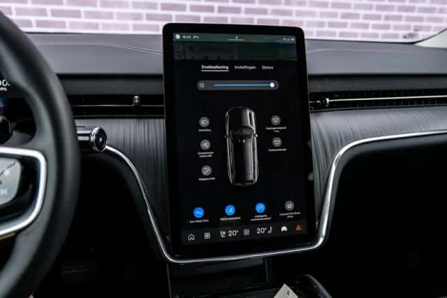Volvo EX90 (2025) thumbnail 20