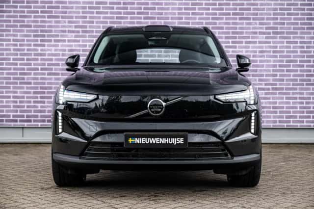 Volvo EX90 (2025) thumbnail 9