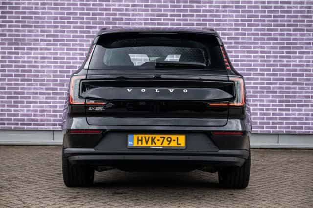 Volvo EX90 (2025) thumbnail 10
