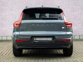 Volvo XC40 thumbnail 11