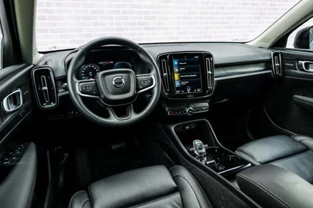 Volvo XC40 (2022) thumbnail 12