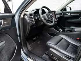 Volvo XC40 thumbnail 18