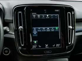 Volvo XC40 thumbnail 22