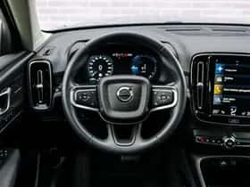 Volvo XC40 thumbnail 4