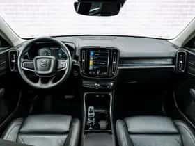 Volvo XC40 thumbnail 6