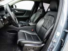 Volvo XC40 thumbnail 7