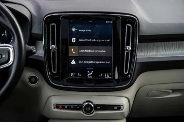 Volvo XC40 (2020) thumbnail 12
