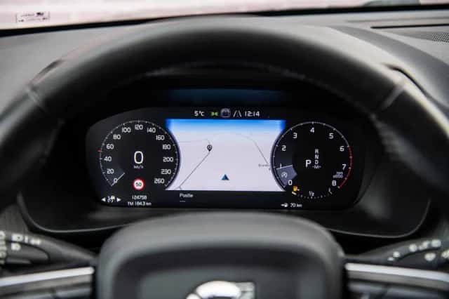 Volvo XC40 (2020) thumbnail 14