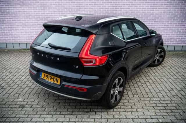 Volvo XC40 (2020) thumbnail 16