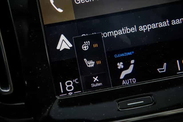 Volvo XC40 (2020) thumbnail 22