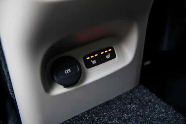 Volvo XC40 (2020) thumbnail 31