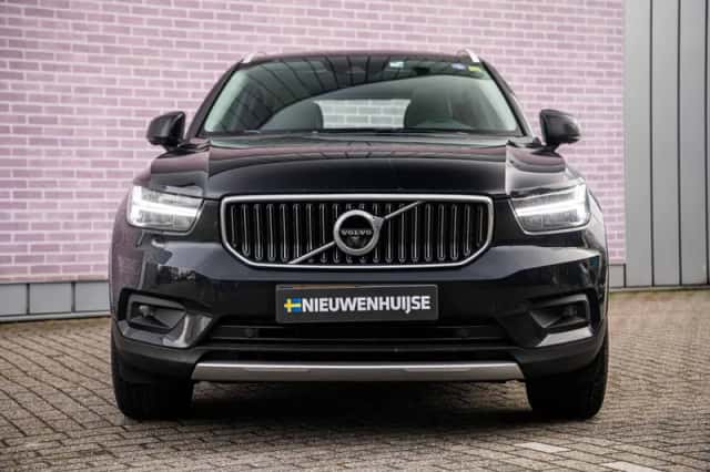 Volvo XC40 (2020) thumbnail 9
