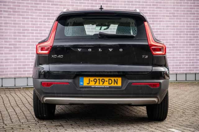 Volvo XC40 (2020) thumbnail 10