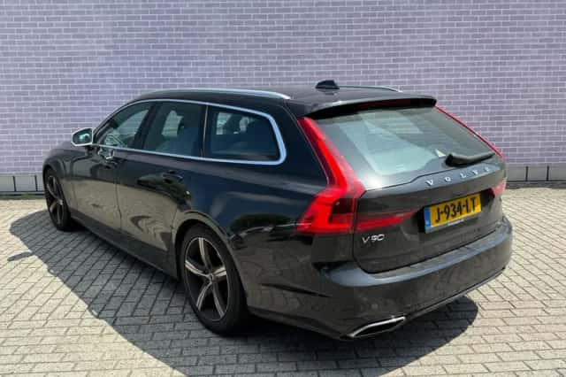Volvo V90 (2019) thumbnail 4