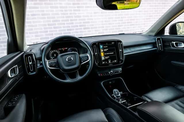 Volvo XC40 (2022) thumbnail 11