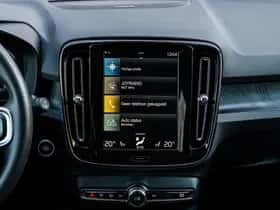 Volvo XC40 thumbnail 12