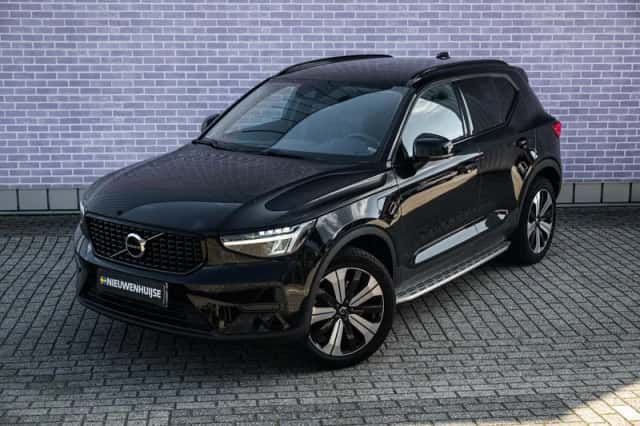 Volvo XC40 (2022) thumbnail 15