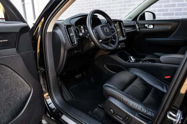 Volvo XC40 (2022) thumbnail 17