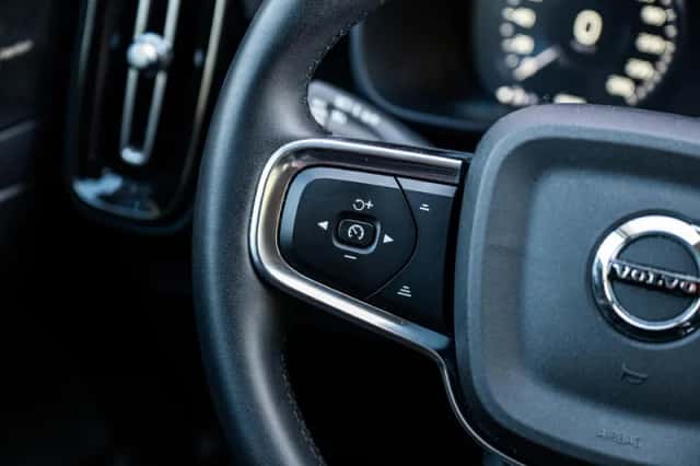 Volvo XC40 (2022) thumbnail 24