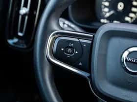 Volvo XC40 (2022) thumbnail 24