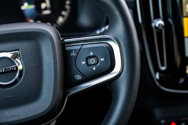 Volvo XC40 (2022) thumbnail 25