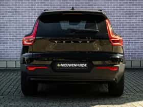 Volvo XC40 thumbnail 10