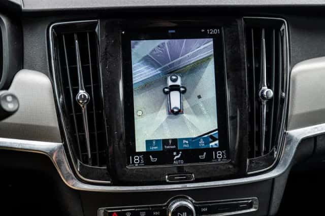 Volvo V90 (2021) thumbnail 21