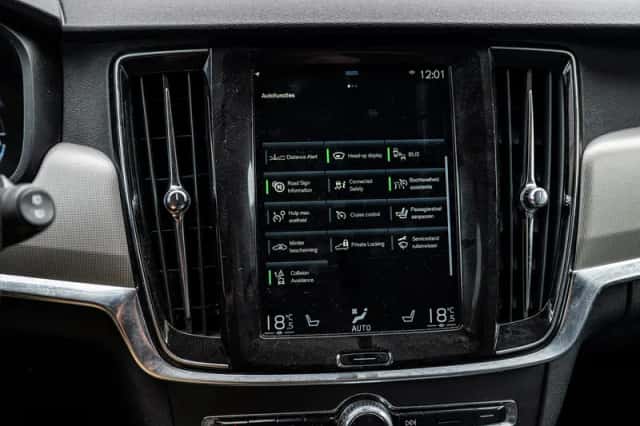 Volvo V90 (2021) thumbnail 22