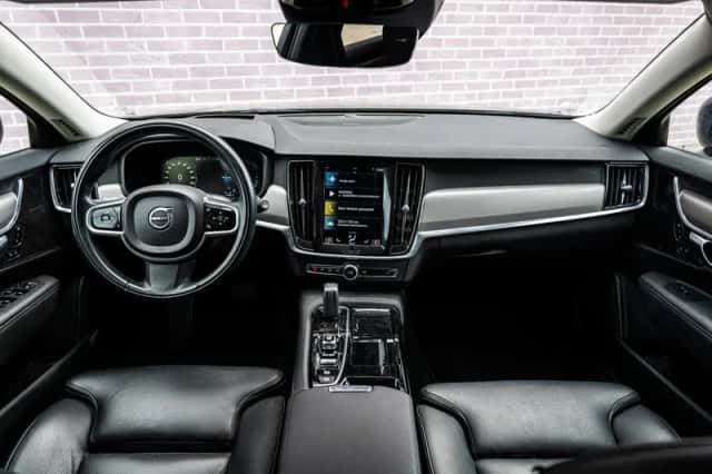 Volvo V90 (2021) thumbnail 6
