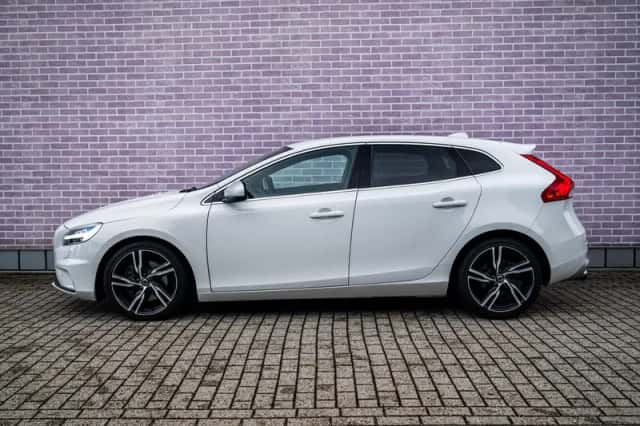 Volvo V40 (2017) thumbnail 4