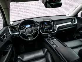 Volvo XC60 thumbnail 11