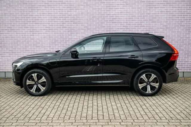 Volvo XC60 (2022) thumbnail 4