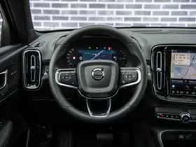 Volvo EX40 thumbnail 28