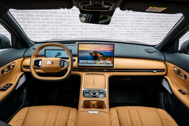 Geely Starray EM-i (2026) thumbnail 2