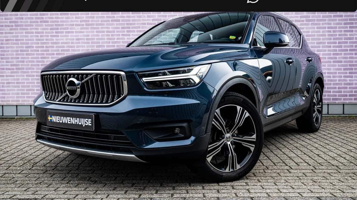 Volvo XC40 — foto 1