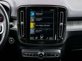 Volvo XC40 thumbnail 11
