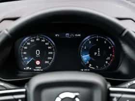 Volvo XC40 thumbnail 12