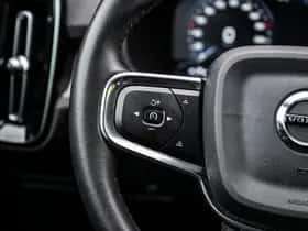 Volvo XC40 thumbnail 24