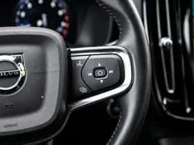 Volvo XC40 thumbnail 25