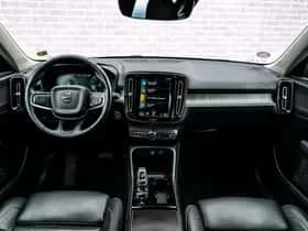 Volvo XC40 thumbnail 5