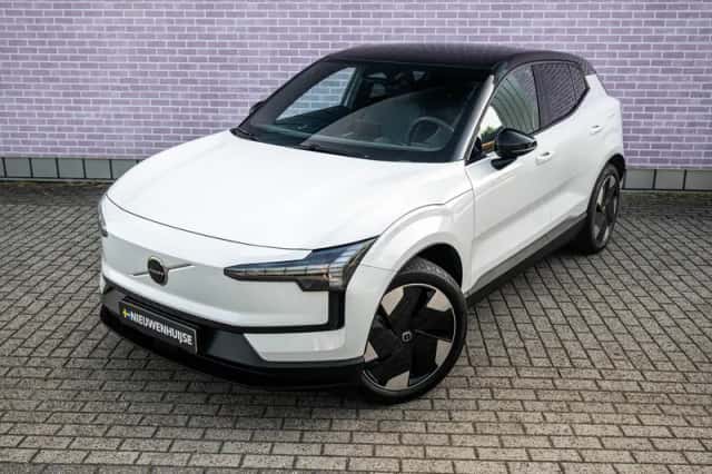 Volvo EX30 (2024) thumbnail 13