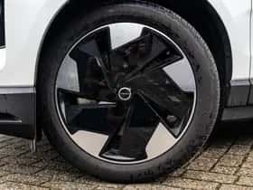 Volvo EX30 (2024) thumbnail 25